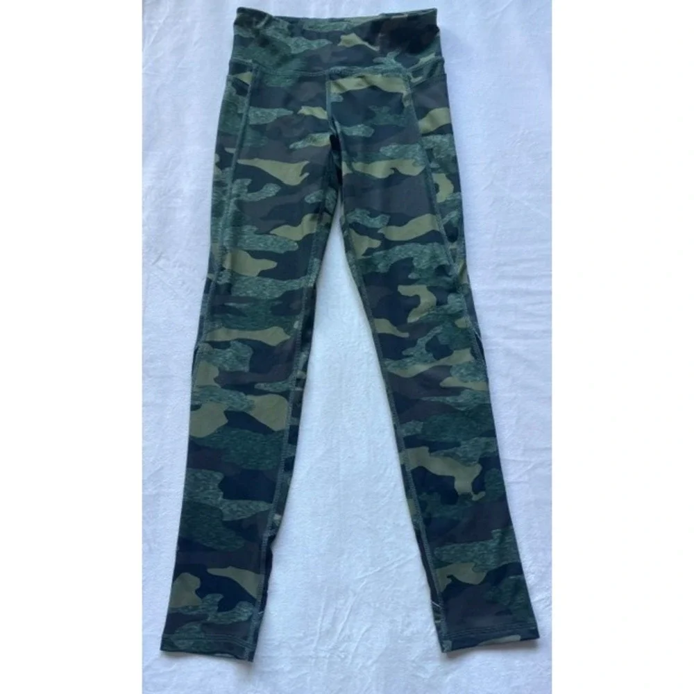 Old Navy Active Girls Green Camo Go-Dry Mesh Panel Athletic Leggings Large 10-12